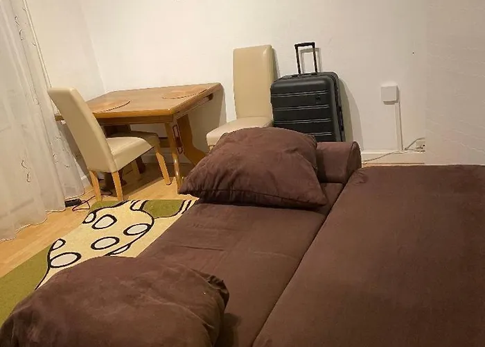 Big Room For 2 Pers, 9 Min To Trade Fare, Free Parking Frankfurt am Main