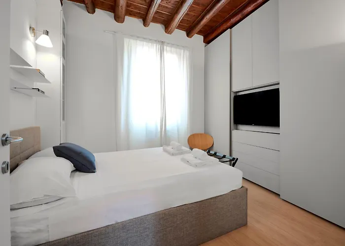 Sarpi Chinatown - Leo Brothers - Bramante 15 Milan
