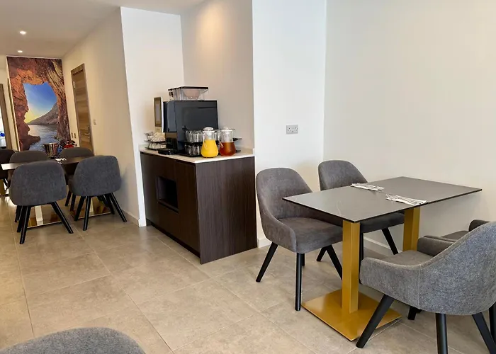 Blu Waters Boutique Hotel Xlendi