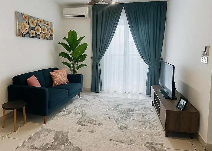 Apartment Unit With Netflix And Swimming Pool Nearby Klia, Putrajaya, Sepang Circuit And Kuala Lumpur