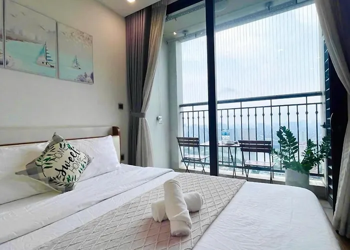 Lux Studio Near Korean Embassy, Jw Marriott And Nation Convention Centre Hanoi
