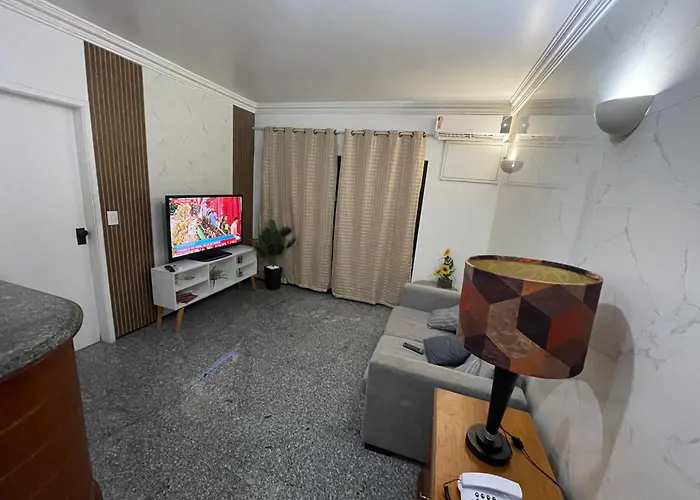 Lindo Flat Proximo A Beira Mar De Meireles Fortaleza