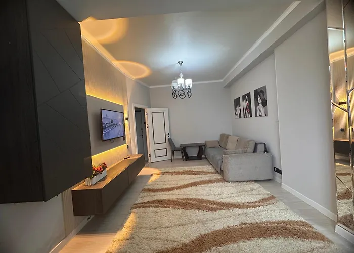 Center Cozy Apartment Bishkek