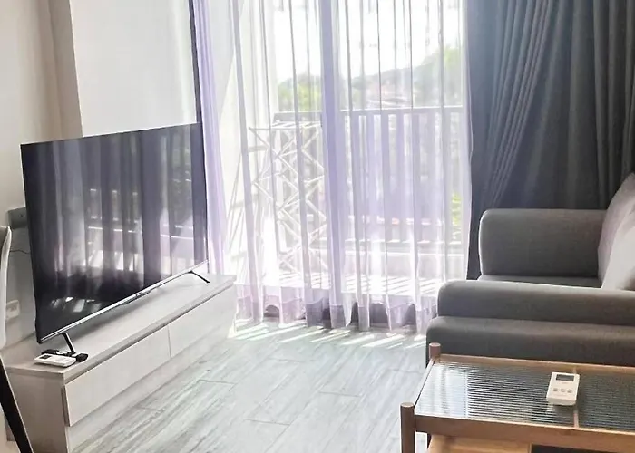 Cozy Spacious Condo Near Beach & Mall With Washing Machine & Smart Tv #A09 Hua Hin