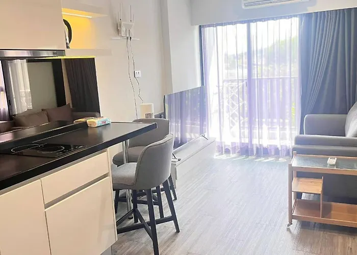 Cozy Spacious Condo Near Beach & Mall With Washing Machine & Smart Tv #A09 Hua Hin