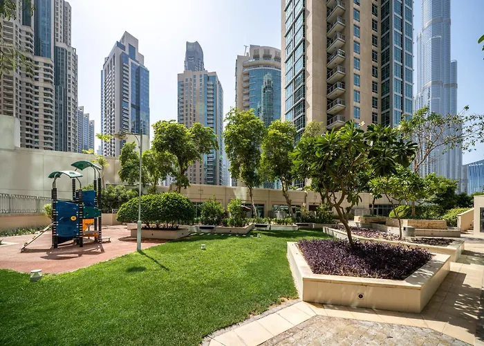 Downtown Gem, 1 Bdr Apartment, Walk To Dubai Mall & Burj Khalifa