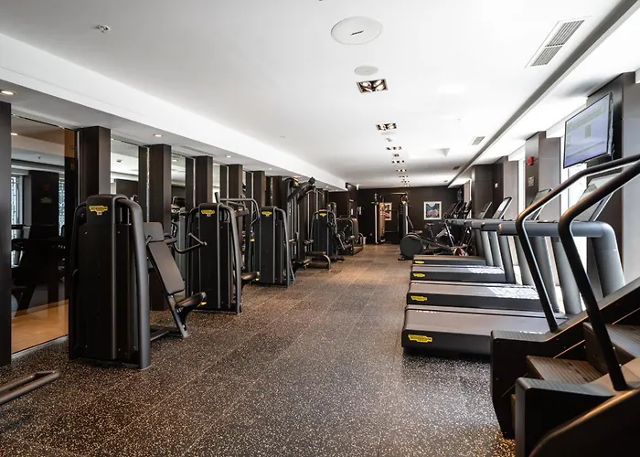 Downtown Gem, 1 Bdr Apartment, Walk To Dubai Mall & Burj Khalifa