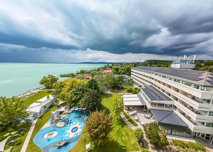 Hotel Marina Port Balatonkenese