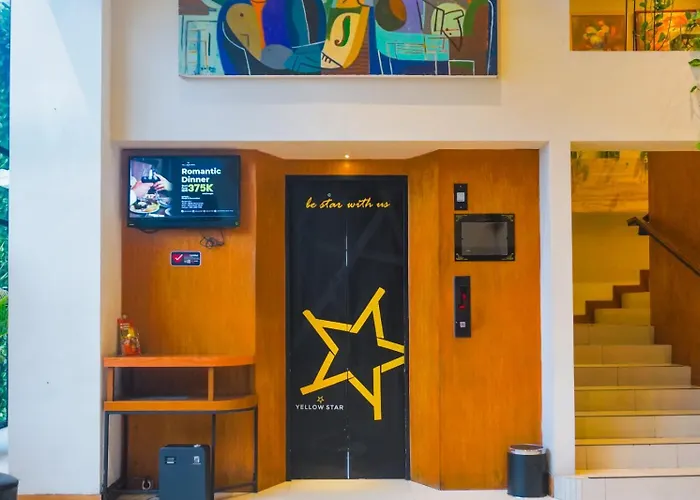 Yellow Star Ambarukmo Hotel Pakualaman