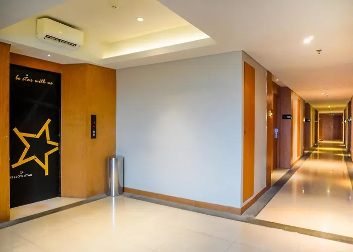 Yellow Star Ambarukmo Hotel Pakualaman