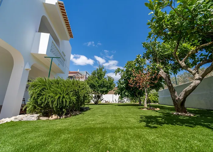 Brisa Do Mar Apartments T1 With Garden Access Lagos