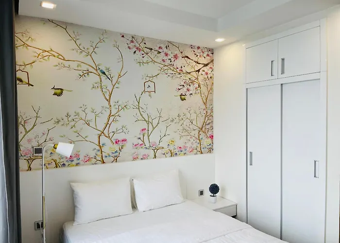 High Quality Stu Apt Near Keangnam And Mariott Hotel, Quick To Airport Hanoi