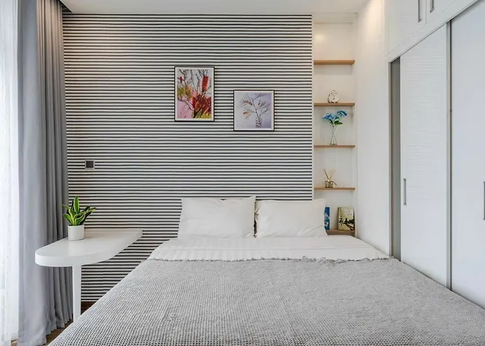 Delux Studio Near Marriott, Grand Plaza Hotel In City Centre, 25' To Airport Hanoi