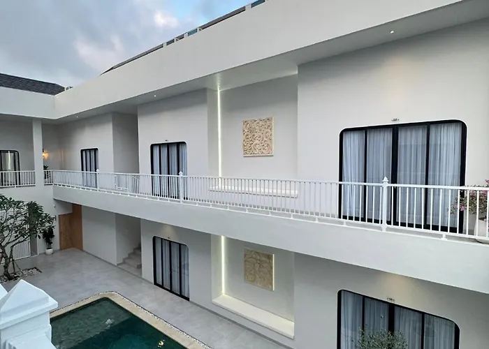 Momo One Uluwatu Suite