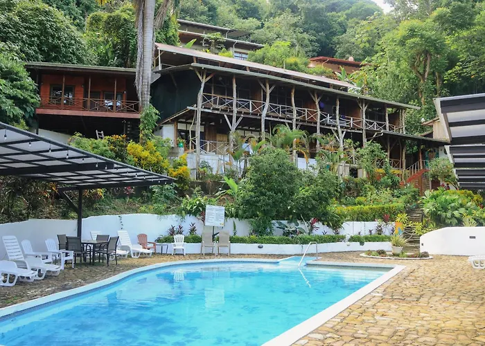 Hostel Plinio Manuel Antonio