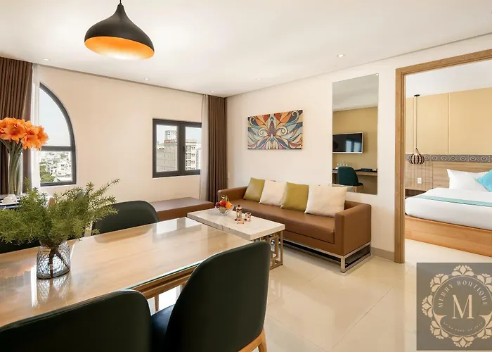 Bella Merry Hotel And Apartment - 100M To The My Khe Beach Danang
