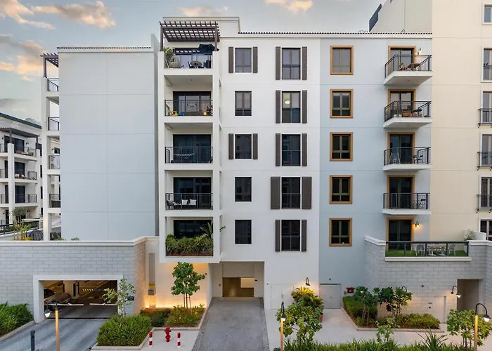 Ultimate Stay - Stylish 1Br Apartment In La Mer Dubai With Balcony And Partial Marina Views