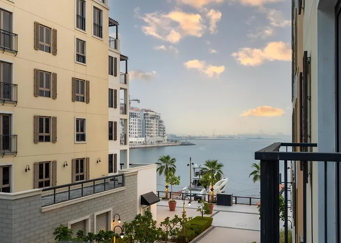 Ultimate Stay - Stylish 1Br Apartment In La Mer Dubai With Balcony And Partial Marina Views