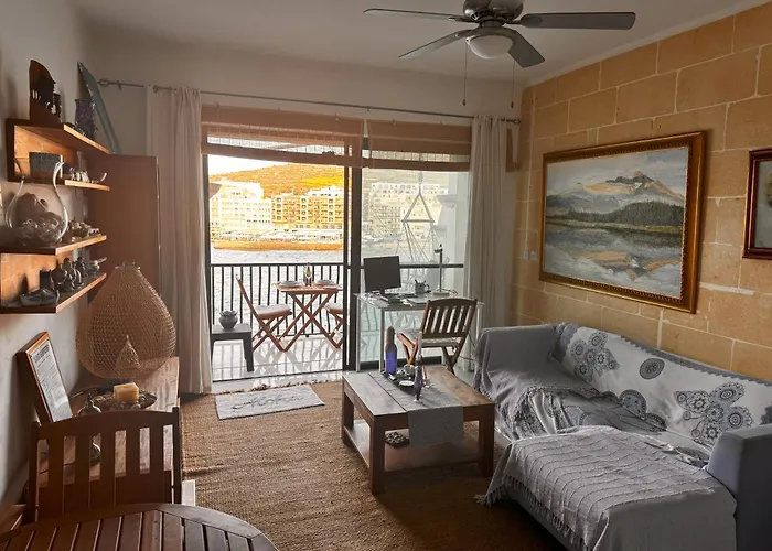 Wake Up To The Gorgeous Sunrise Apartment Marsalforn