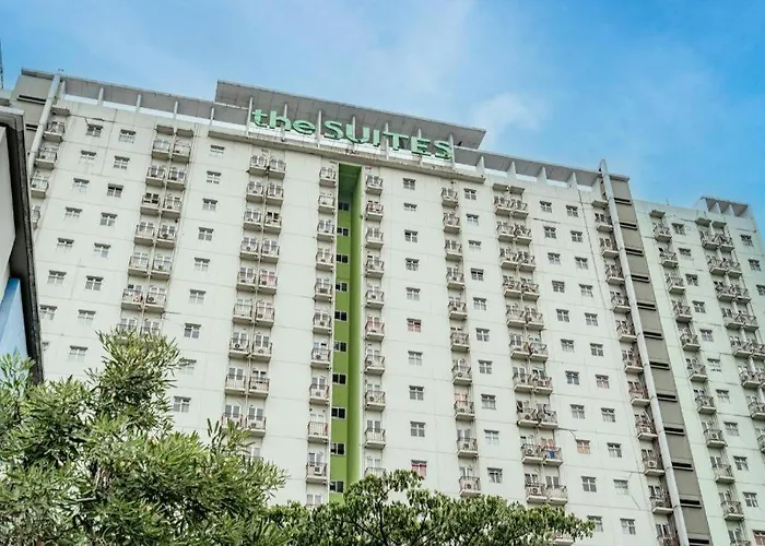 Oyo 94150 Gateway Apartment Pasteur By Eldian Bandung