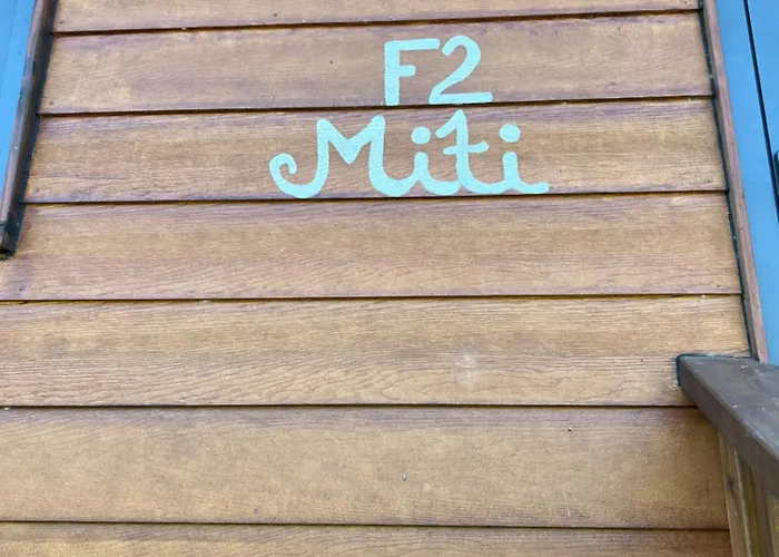 Parea Lodge Huahine Bungalow F2 #Miti