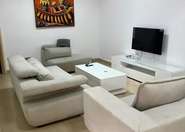 Moradia No Centro Da Cidade Luanda