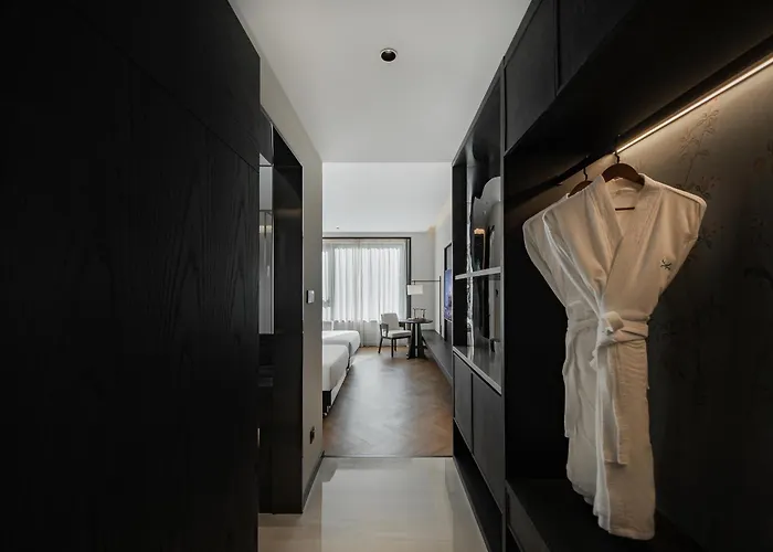 Non Hills Hotel Anji
