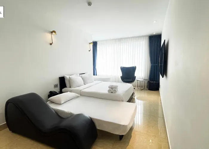 A In Hotel Riverside Ho Chi Minh City