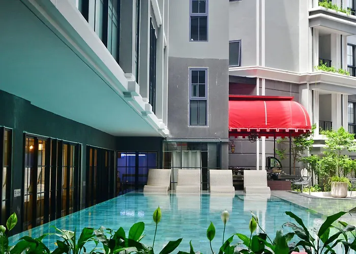 Chateau Du Village Patong