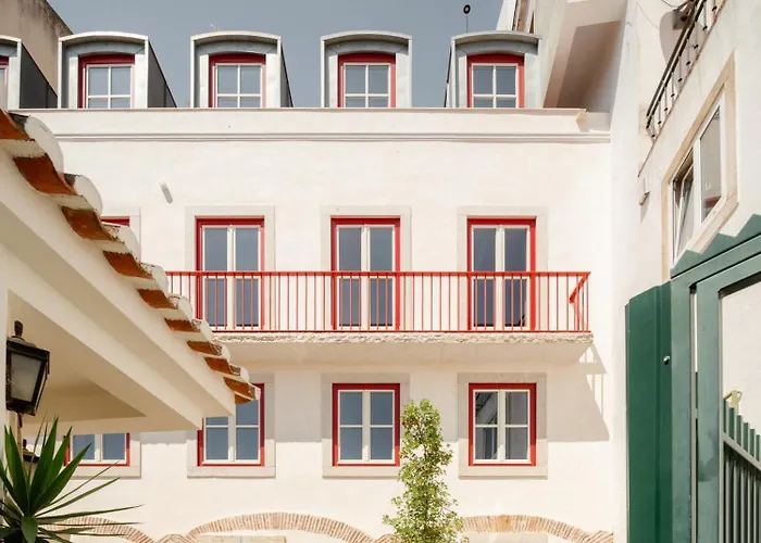 O Poleiro - Modern Living Apartment Lisbon