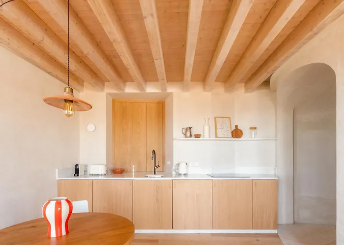 O Poleiro - Modern Living Apartment Lisbon