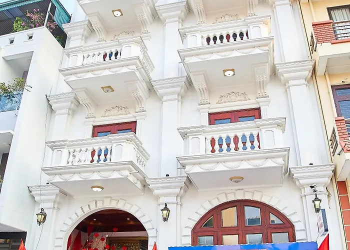 Black Pearl Hotel Ha Long