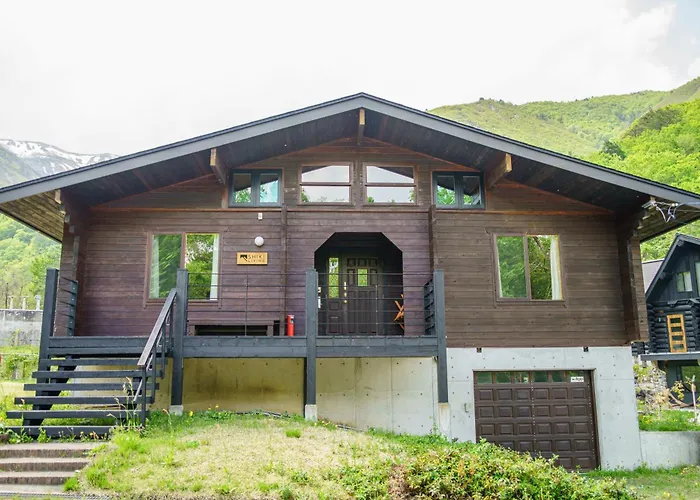 Woodpecker Chalet Hakuba