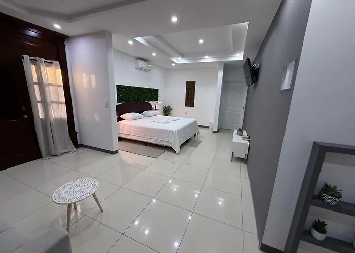 Casa Garitas Guesthouse & Car Rental - Free Sjo Airport Shuttle - Local Travel Advisor For Your Trip To Costa Rica - Visit Us Casagaritas Com Santiago Este