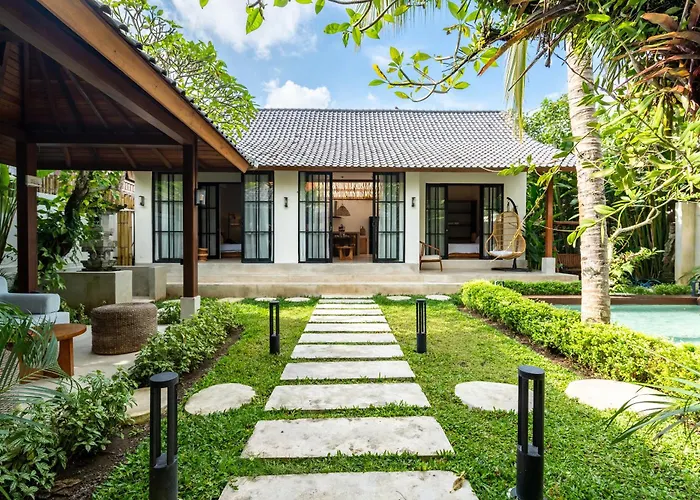 Hijau Villa By Evdekimi - Charming 2Br Escape With Pool, Outdoor Lounge, Lush Garden Ubud 