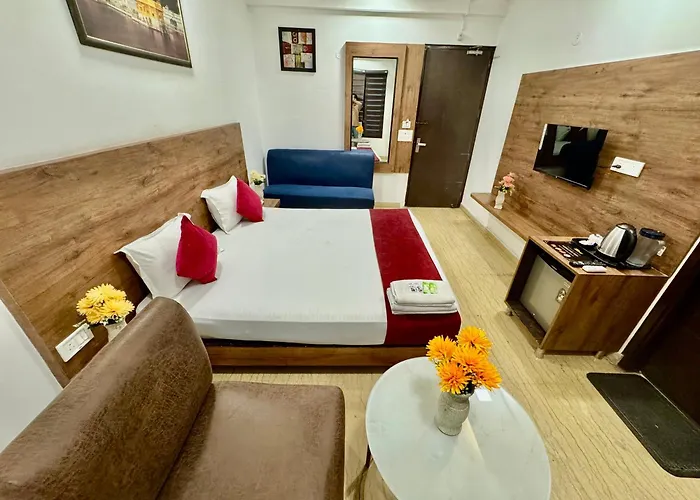 Hotel La Vista Karol Bagh New Delhi
