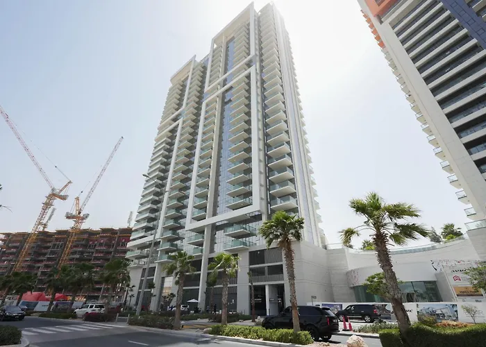 Keyrock Golf Gate - Damac Hills Apartment With Pool, Gym & Free Parking Dubai