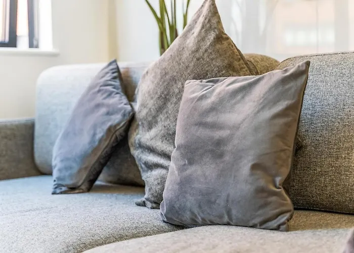 Luxury City Apartment, Walk To O2 Academy & Bullring, Sleeps 4 Birmingham