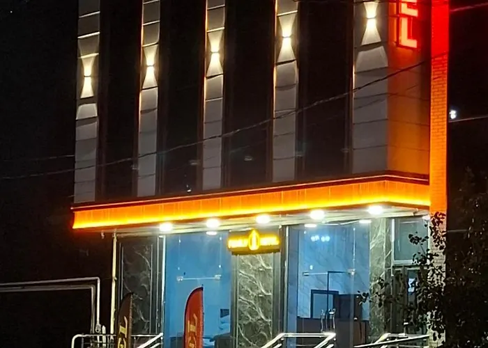 Family Bukhara Hotel