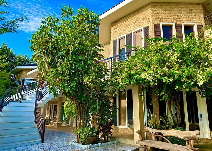 Castle View Hotel Samal