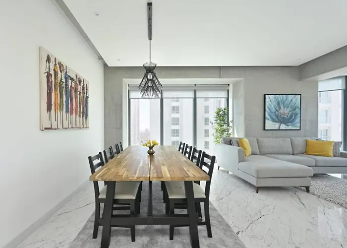 Cool Airy Modern 2Bd2Bath Parkingpoolgym! #219 Apartment Istanbul