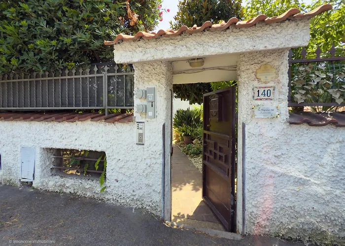 Guest House Maison Margot Fiumicino