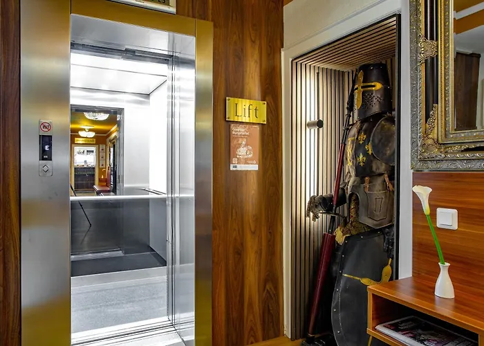 Tiptop Hotel Burgschmiet Garni Nuremberg
