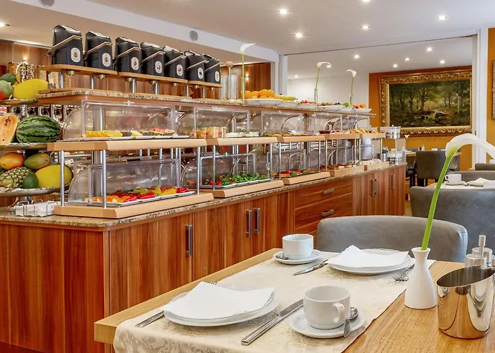 Tiptop Hotel Burgschmiet Garni Nuremberg