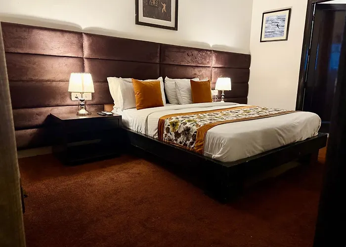 Hotel Grand Arcasia Saket- Near Pvr Anupam New Delhi