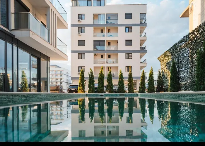 Apartmamaia Navodari