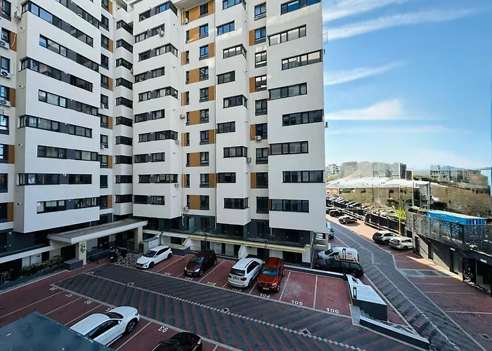 Zenith Central Address Apartment - Parking Option Bucharest