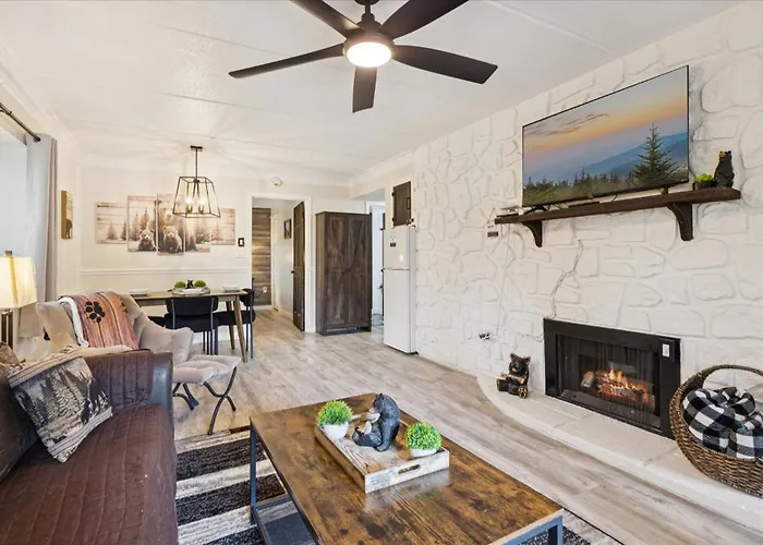 Baskins Creek II By Beyond Expectations W Balcony Gatlinburg