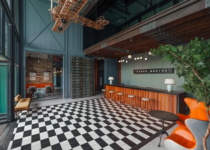 Sugar Marina Hotel -Aviator- Phuket Airport Nai Yang