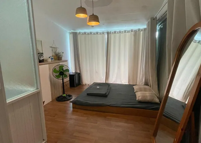 Z Camp Nha Trang Hotel